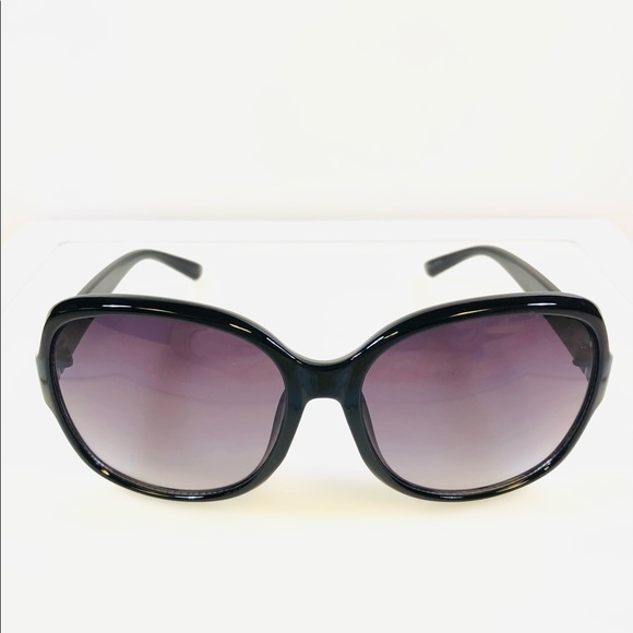 Women’s Banana Republic Fashion Sunglasses - Picture 4 of 7
